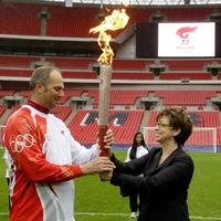 Britský veslár Sir Steve Redgrave a Nicky Gavronová