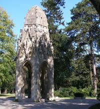 Gotická veža v Sade Janka Kráľa