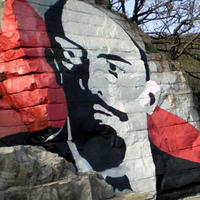 Leninova podobizeň, ktorú posprejovali vandali