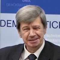 Eduard Kukan