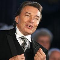 Spevák Karel Gott