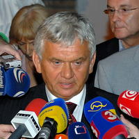 Ľubomír Jahnátek