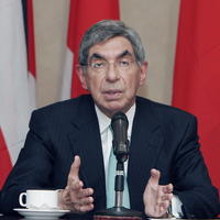 Oscar Arias