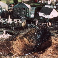 Atentát na lietadlo Pan Am nad škótskym Lockerbie.