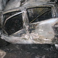 Auto zachválil požiar a vodič uhorel.