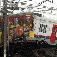 V Belgicku sa čelne zrazili vlaky