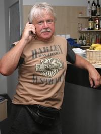 Janko už obvoláva svojich známych – na palubu priatelia!