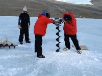Ohromujúci objav pod ľadom v Antarktíde: Vedci vyvŕtali diery a to, čo v nich našli, im vyrazilo dych