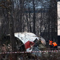 Pri havárii poľského vládneho špeciálu zomrelo 96 ľudí