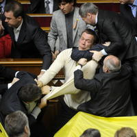 Bitka v ukrajinskom parlamente