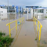 Žitava zaplavila priemyselný park vo Vrábľoch