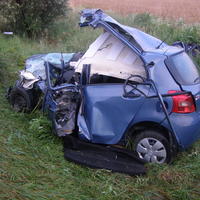 Toyota Yaris po čelnej zrážke