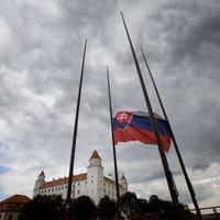 Slovensko dnes smútilo za obete masakry