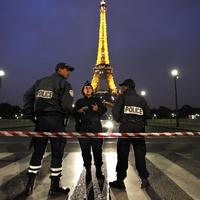 Polícia strážila okolie Eiffelovky