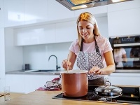 Expert odhalil deväť častých chýb, ktoré bežne robíme v kuchyni: Ohrozujeme tým svoje zdravie