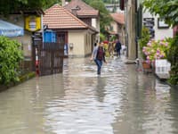 Silné dažde a záplavy si vyžiadali krutú daň: Záchranári objavili telo jednej z troch nezvestných osôb