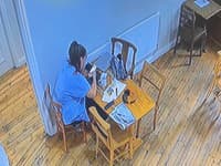 VIDEO Majiteľka krčmy si spravila pauzu: Záhadný úkaz pri stole ju totálne šokoval