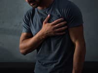 Lekárka upozorňuje: Sedem príznakov infarktu, ktoré sa môžu objaviť už mesiac pred ním
