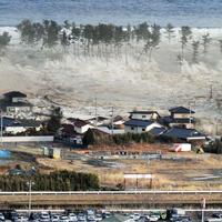Ničivé zemetrasenie a následná vlna cunami, spustošili Japonsko