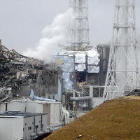 Zničený vonkajší obal reaktora 4