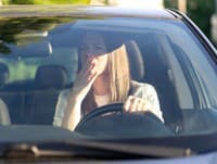 Vodiči sú uchvátení z triku dievčiny: Ak sa vám v aute stane toto, použite jej metódu