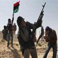 Líbyjskí povstalci