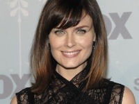 Emily Deschanel