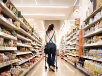 Briti riešia zdražovanie svojsky: Potraviny budú predávať na splátky! Ľudia si môžu brať mikropôžičky