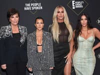 Škandály, sex video a brutálny luxus: Trúfnete si na KVÍZ o slávnych Kardashiankach?!