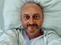 Slovenský herec po operácii: Takto teraz vyzerá jeho telo... Fú, tá jazva!