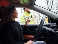 VIDEO Vodička dostala pokutu, išla na diaľnici v zlom pruhu: Jej obhajoba vyrazila policajtom dych
