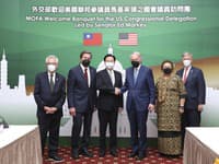 Taiwanská prezidentka prijala členov Kongresu USA: Čína to označila za provokáciu, opäť začala cvičenia