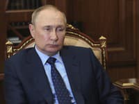 MIMORIADNE Vladimir Putin podpísal dekrét o zvýšení počtu vojakov v armáde