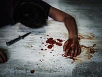 Manželská hádka v Žiari skončila útokom: Muž škrtil ženu, tá naňho vytiahla 12-centimetrový nôž!