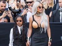 Dcéra (9) Kim Kardashian a Kanyeho Westa ZATIENILA rodičov: PREBOHA, to čo má na sebe?!