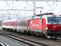 Polícia vyšetruje okolnosti tragickej zrážky vlaku s osobou v Bratislave
