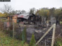 Tragédia v obci Čižatice: Pri požiari chatky prišla o život jedna osoba