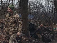 Ukrajinskí vojaci sa pripravujú na krutú zimu: Toto ich má zahriať v zákopoch!