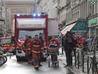 Muža podozrivého z útoku pri kurdskom centre v Paríži previezli na psychiatriu
