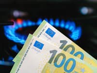 Ceny zemného plynu v Európe pokračujú v poklese, môže za to aj počasie: Ropa mierne vzrástla