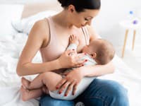 Dôležité odhalenie o materskom mlieku matiek zaočkovaných proti COVIDU-19: Toto by ste mali vedieť