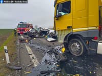 Tragédia v piatok trinásteho: VIDEO hororovej zrážky v okrese Trebišov, vodič nemal šancu