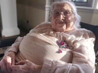Seniorka oslávila 100. narodeniny: Jej tip na dlhovekosť ľuďom vyrazil dych, je určený najmä pre ženy