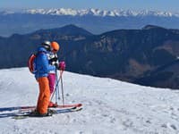 Česi vyvolali v Dolomitoch poriadny rozruch: Toto nemohli myslieť vážne, lyžiari na nich zavolali políciu