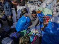 EÚ týždeň po zemetrasení zvyšuje svoju pomoc Sýrii a Turecku