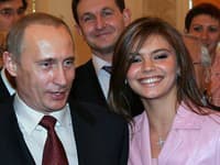 Putin si žije s milenkou ako v rozprávke, pozrite sa na ten LUXUS! V skutočnosti okradli Rusko o milióny eur