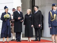 Na Slovensko pricestoval holandský kráľovský pár: Prezidentka hostí štátnu večeru