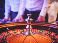 Príbeh lekára, ktorý bol postrachom pre kasína: Prišiel na to, ako oklamať systém! Toto bol jeho trik