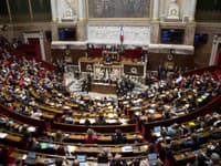 Vo Francúzsku sa zrodil kompromis o návrhu dôchodkovej reformy