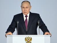 Putin je na Kryme: Na polostrov pricestoval na výročie anexie